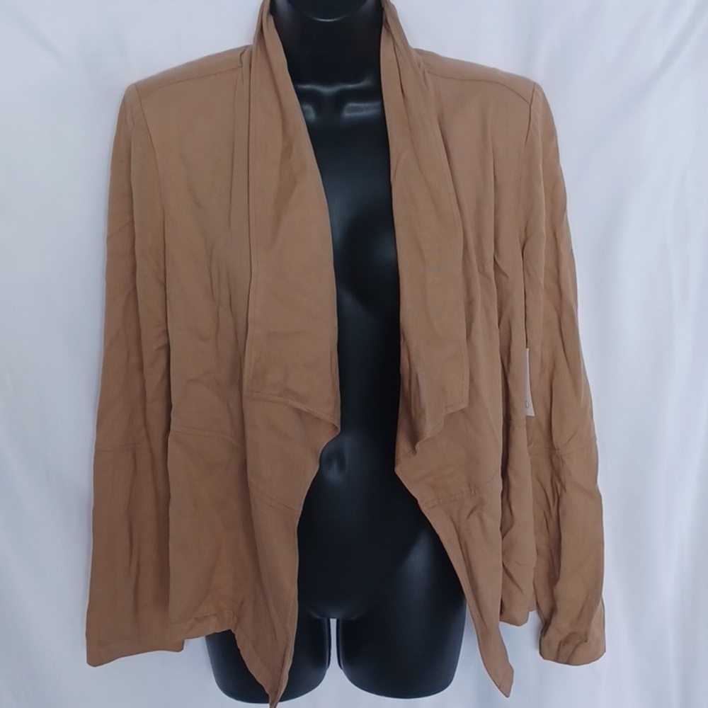 NWT Daily Thread Camel Blazer 3/4 Sleeve, open front, Size M